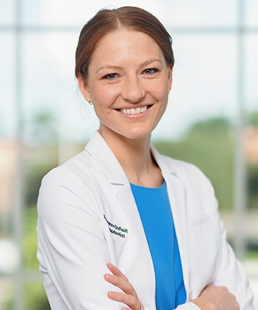 Bonita Springs Florida prosthodontist Doctor Breanne Dufault